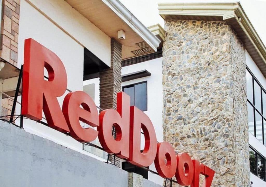 Reddoorz @ Jackie'S Hotel & Restaurant Ipil  Екстериор снимка
